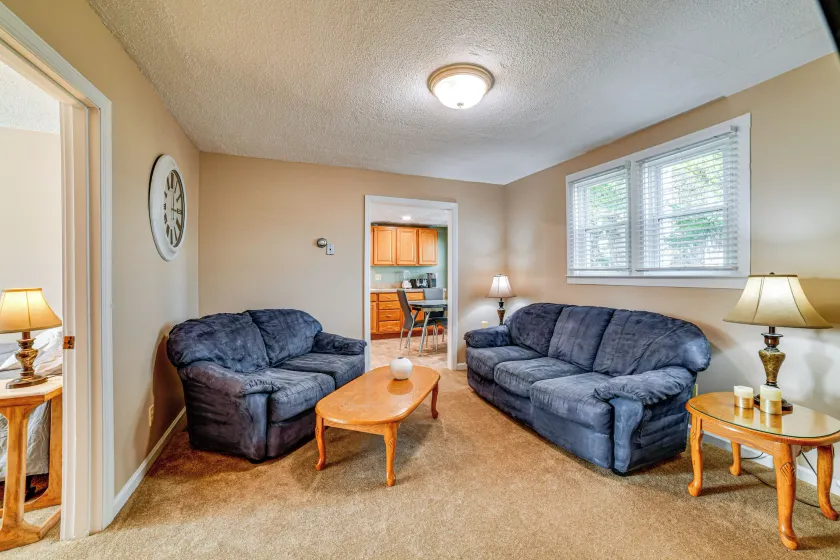 < 2 Mi to Suny Cortland: Unit w/ Private Parking - Image 1