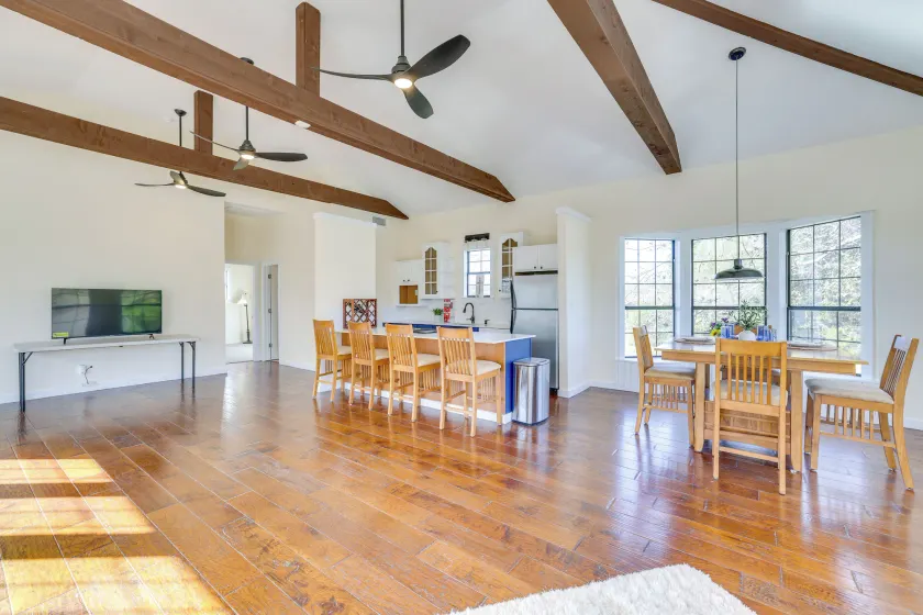 Quiet & Convenient Unit, 7 Mi to Lake Ray Hubbard! - Image 1