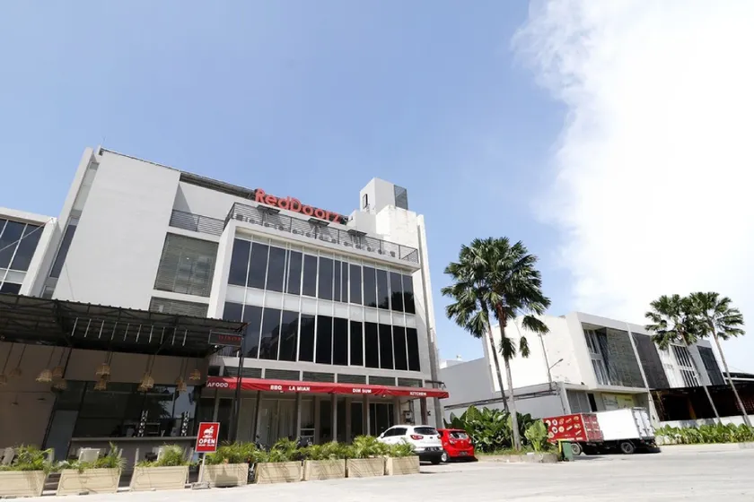 RedDoorz Plus @ Kapuk Business Park - Image 1