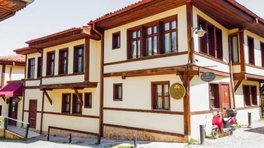 Arasta Konak Otel - Image 1