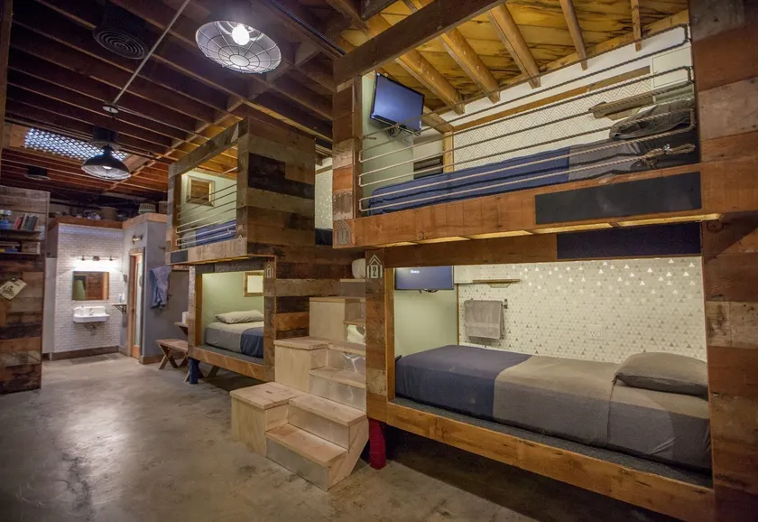 PodShare East Hollywood - Image 1