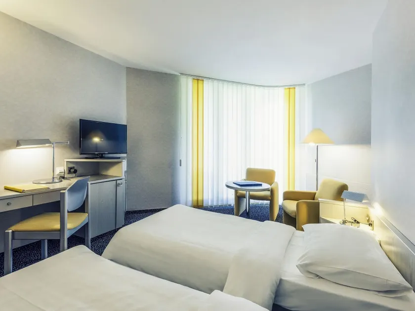 Mercure Lenzburg Krone - Image 1
