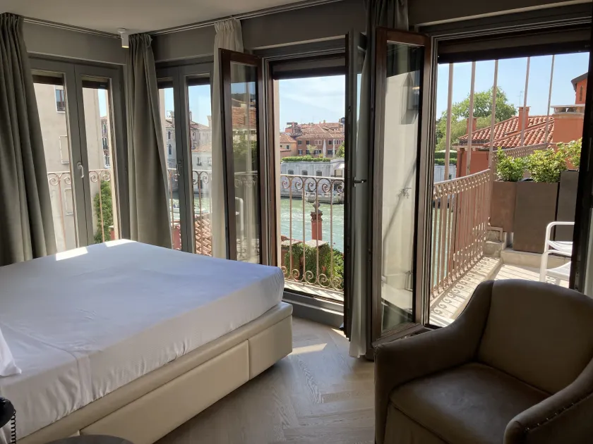 Hotel Dei Dragomanni - Image 1