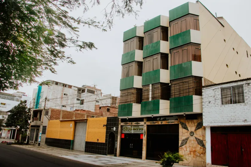 Hotel Amoretto - Image 1