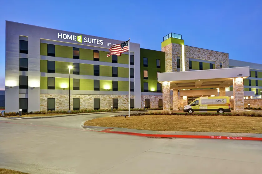 Home2 Suites by Hilton Plano Legacy West - Image 1