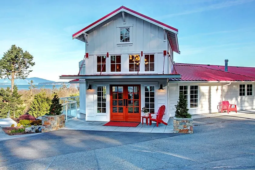 Anacortes Ship Harbor Inn - Image 1