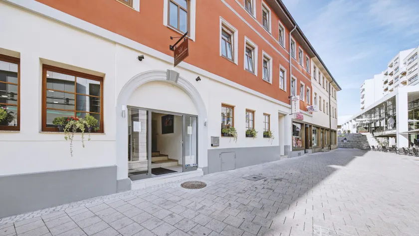 Boutique-Hotel Kronenstuben - unschlagbare Zentrumsnähe direkt am Marstall & Marktplatz - Schloss in 3 Min - Frühstück - Langzeitmiete - Image 1