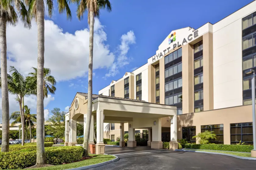 Hyatt Place Miami Airport-West/Doral - Image 1