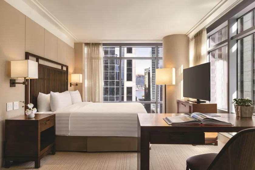 Hyatt Vancouver Downtown Alberni - Image 1