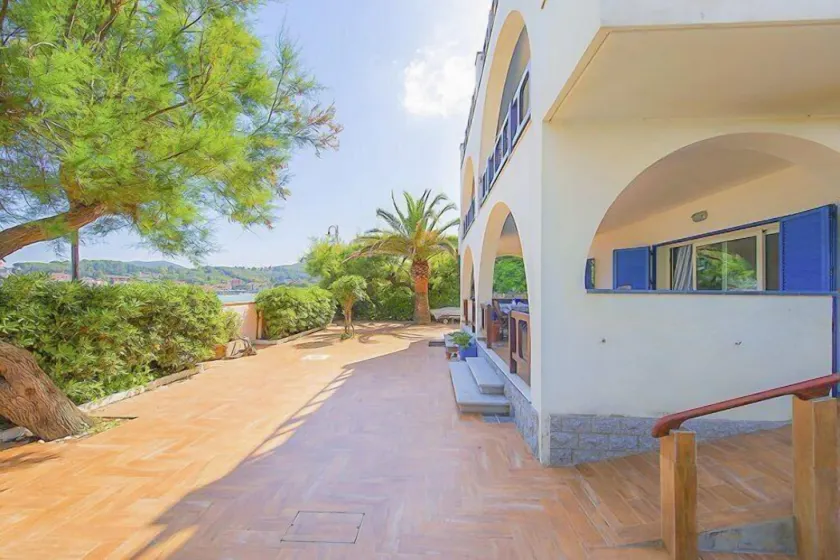 Villa Medusa - Image 1
