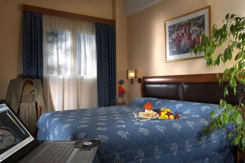 Byzantio Hotel - Image 1