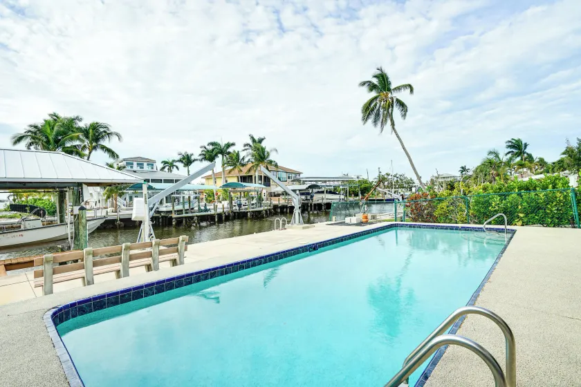 Private Pool & Deck: Canalfront St James City Home - Image 1