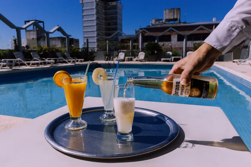 Julio Cesar Hotel - Image 1