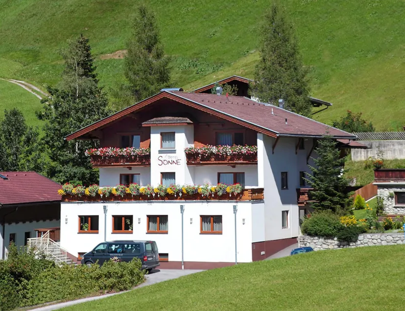 Hotel Sonne - Image 1