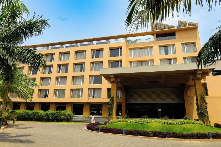 Devka Beach Resort - Image 1