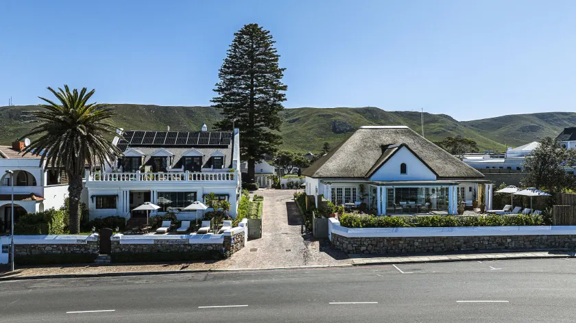 La Fontaine Guest House Hermanus - Image 1