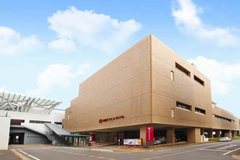 Nagaoka Grand Hotel - Image 1