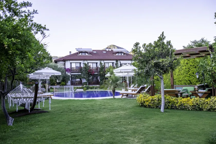 Savana Butik Otel - Image 1