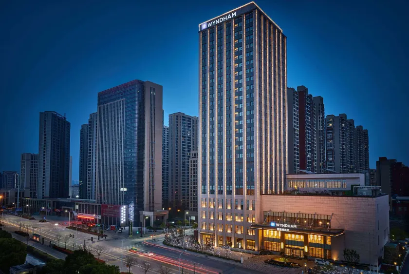 Wyndham Jingzhou - Image 1