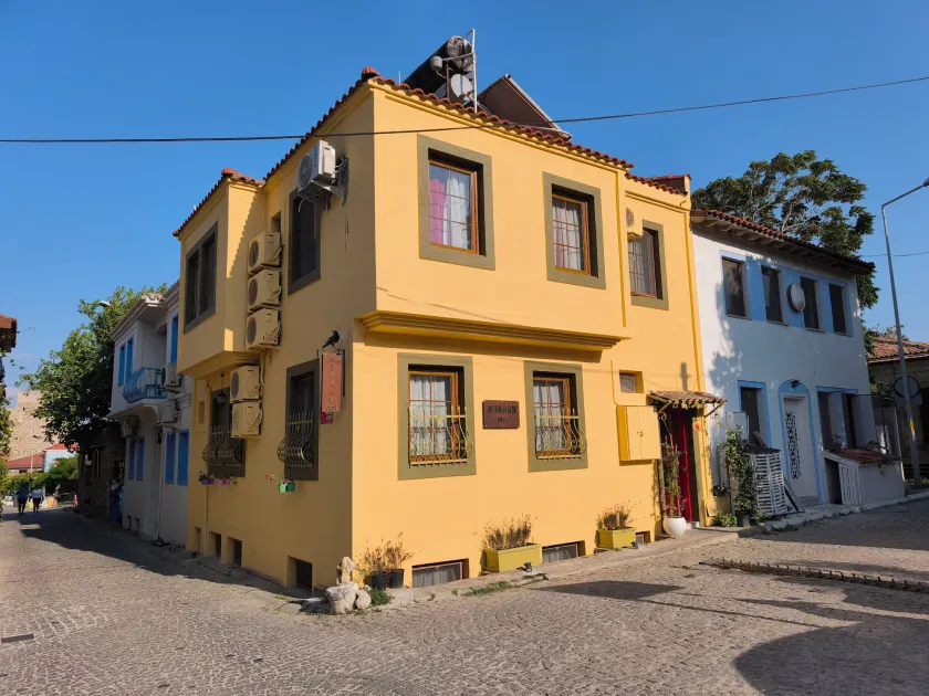Adahan Otel Bozcaada - Image 1