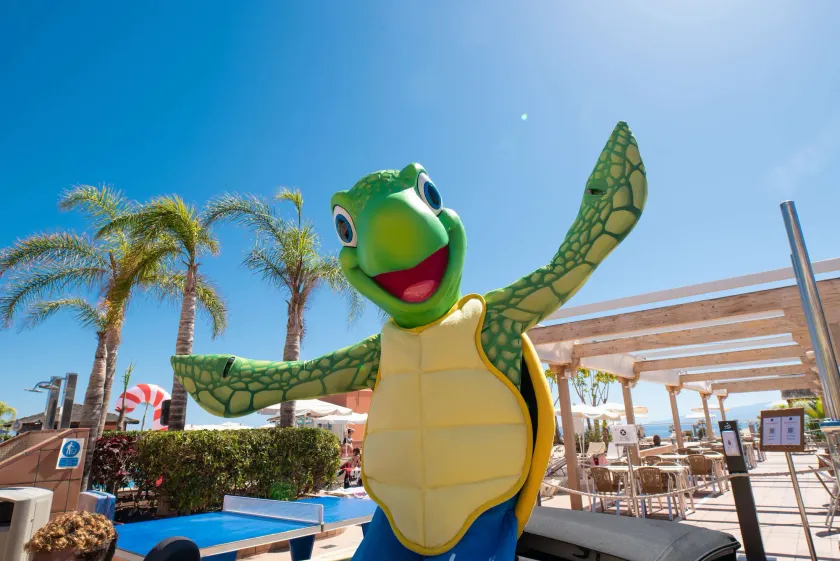 Landmar Costa los Gigantes Family Resort - Image 1