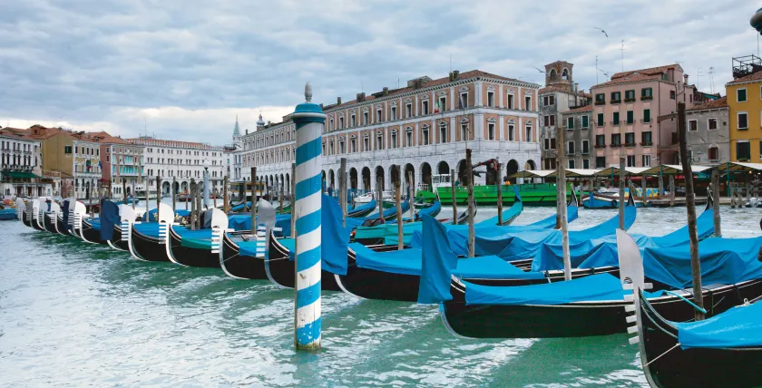 Foscari Palace - Image 1
