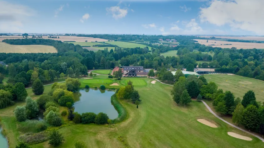 Lakeside Lodge Golf and Country Club - Image 1