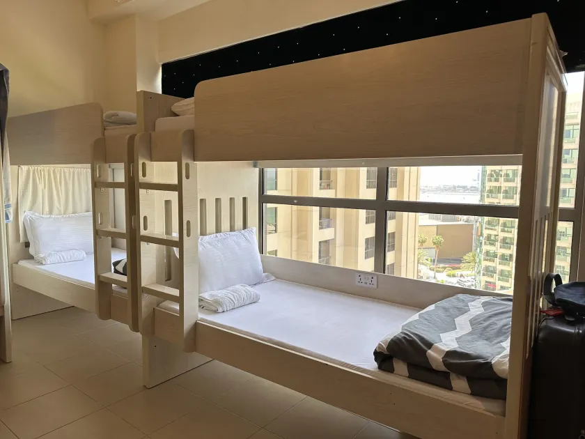Bollywood Beach Hostel - Image 1