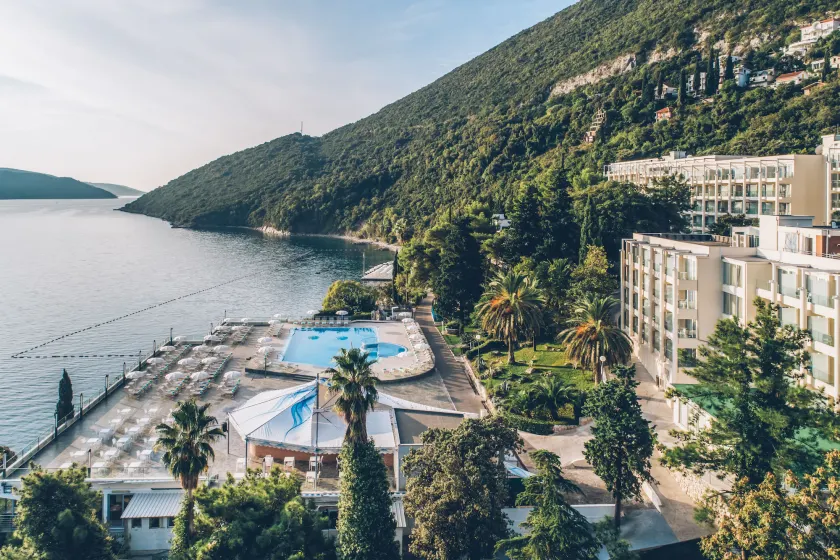 Iberostar Waves Herceg Novi All Inclusive - Image 1