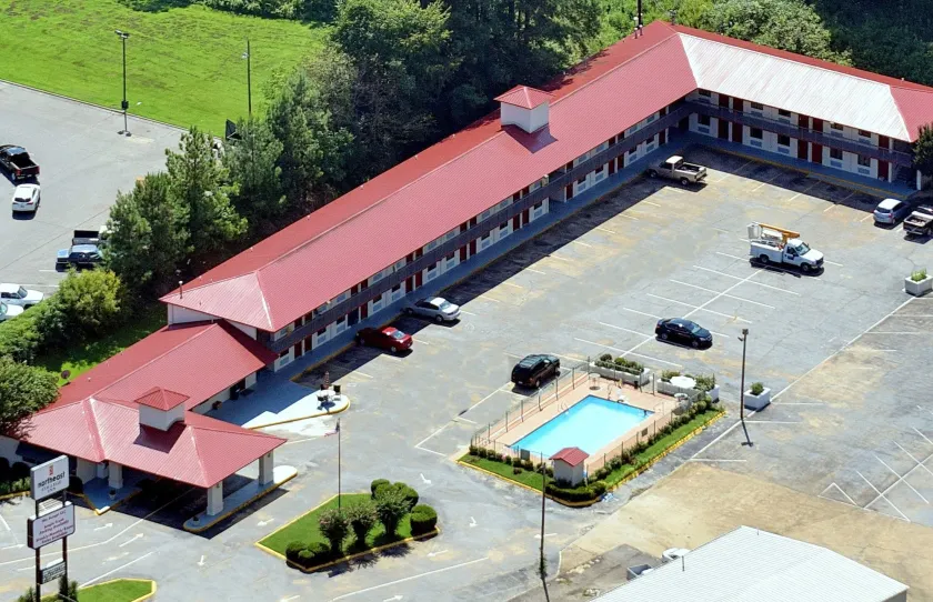 Best Inn Booneville - Image 1