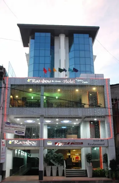 New Rainbow Business Hotel - Image 1