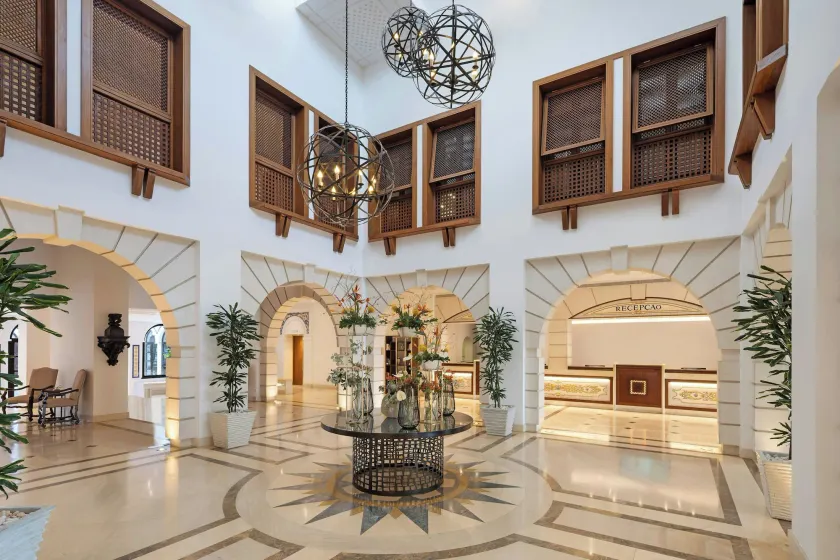 Pine Cliffs Hotel, a Luxury Collection Resort, Algarve - Lobby