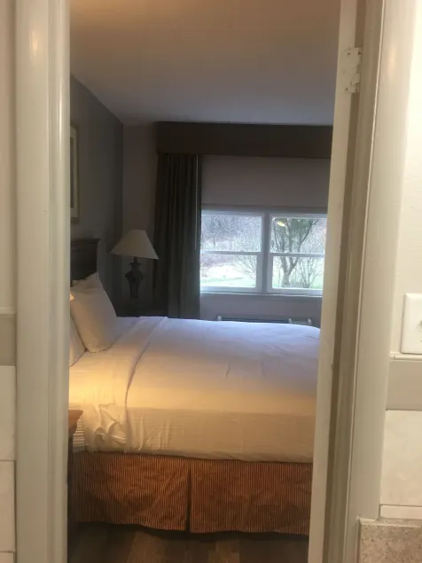 Relax Inn - Image 1