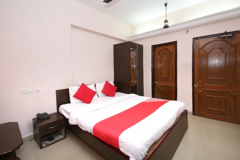Hotel O Dwarika Inn - Image 1