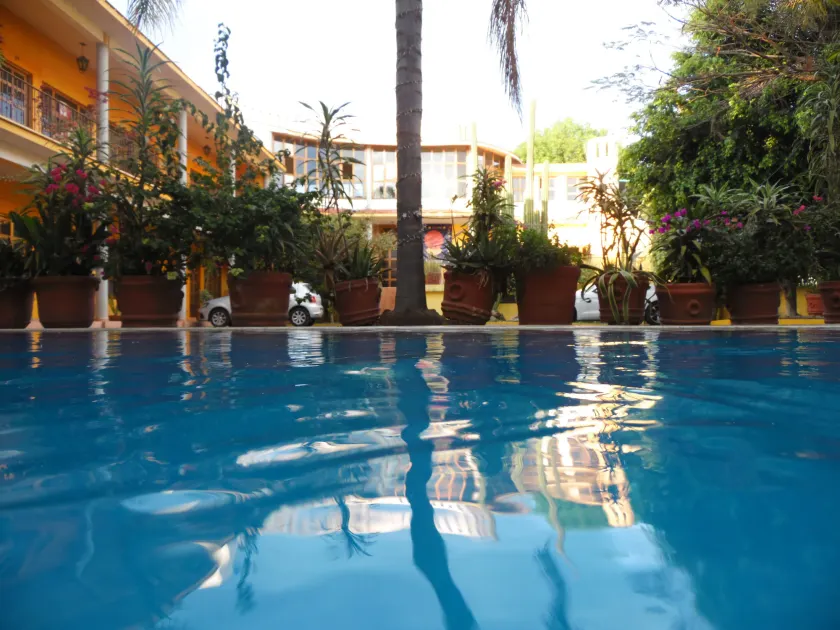 Hotel Plaza del Sol - Image 1