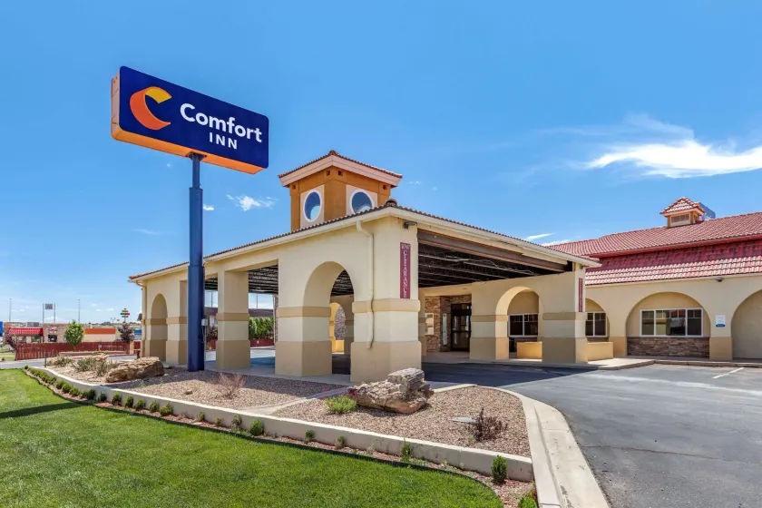 Comfort Inn Santa Rosa on Route 66 - Image 1