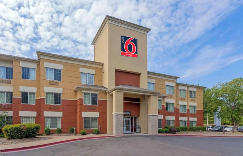 Studio 6 Extended Stay Memphis Airport TN - Image 1