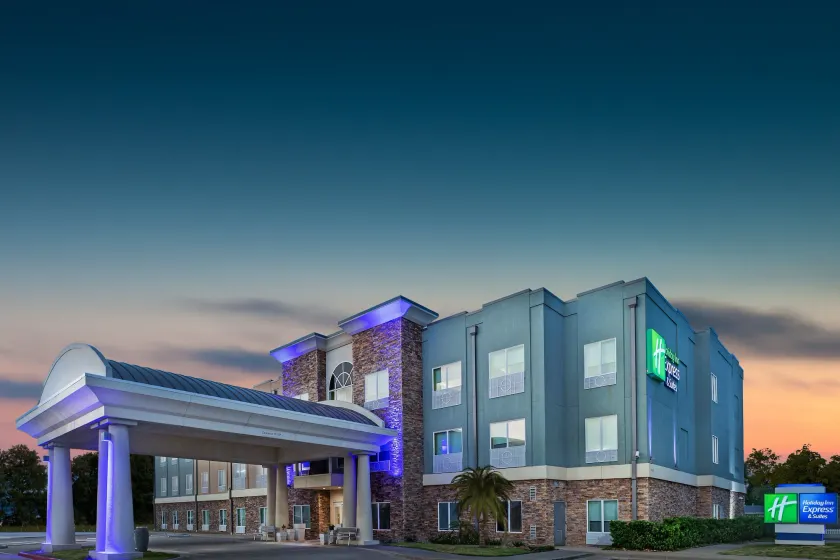 Holiday Inn Express & Suites Rockport - Bay View by IHG - Image 1