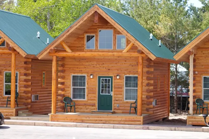 Cabins of Mackinac & Lodge - Image 1