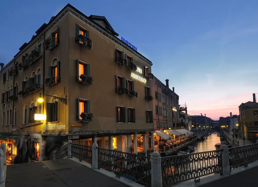 Hotel Arlecchino - Image 1