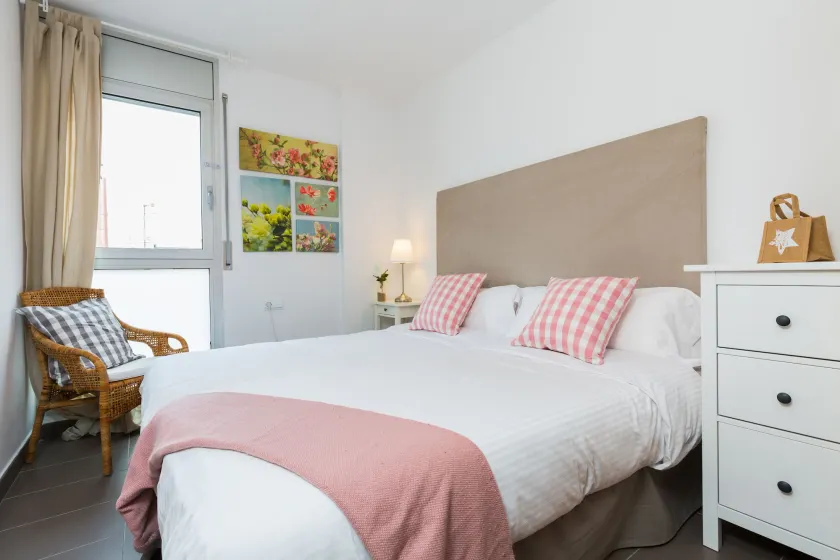 Apartamentos Cornellalux - Image 1
