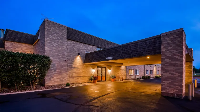Best Western Inn - Image 1