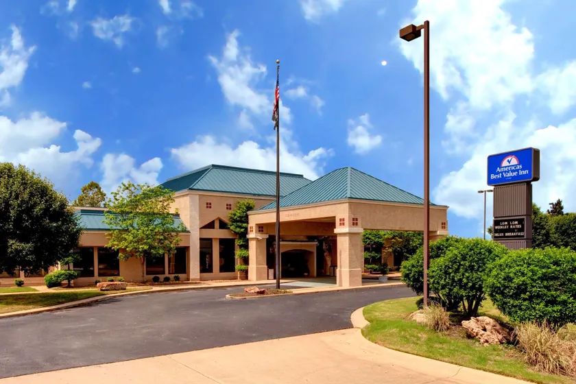 Americas Best Value Inn - Tunica Resort - Image 1