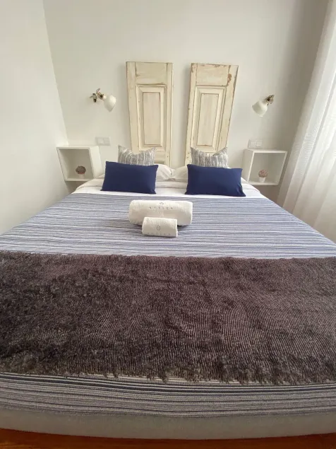 Botica Guesthouse - Image 1