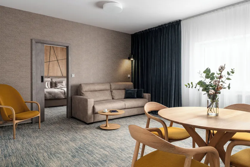 Hotel Osvit - Image 1