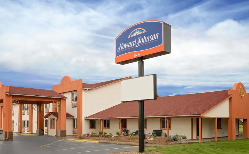 Howard Johnson by Wyndham Gothenburg - Image 1