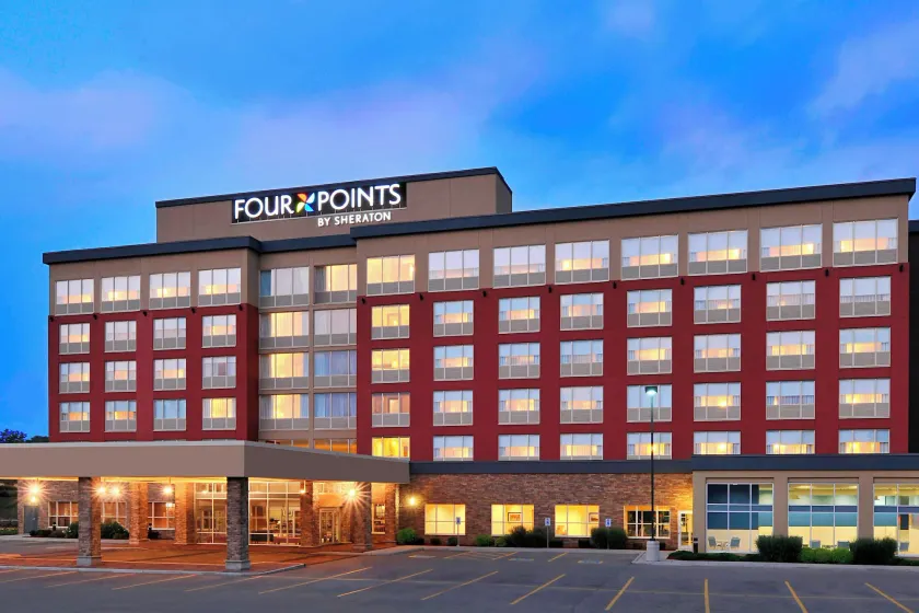 Four Points by Sheraton Cambridge Kitchener, Ontario - Image 1