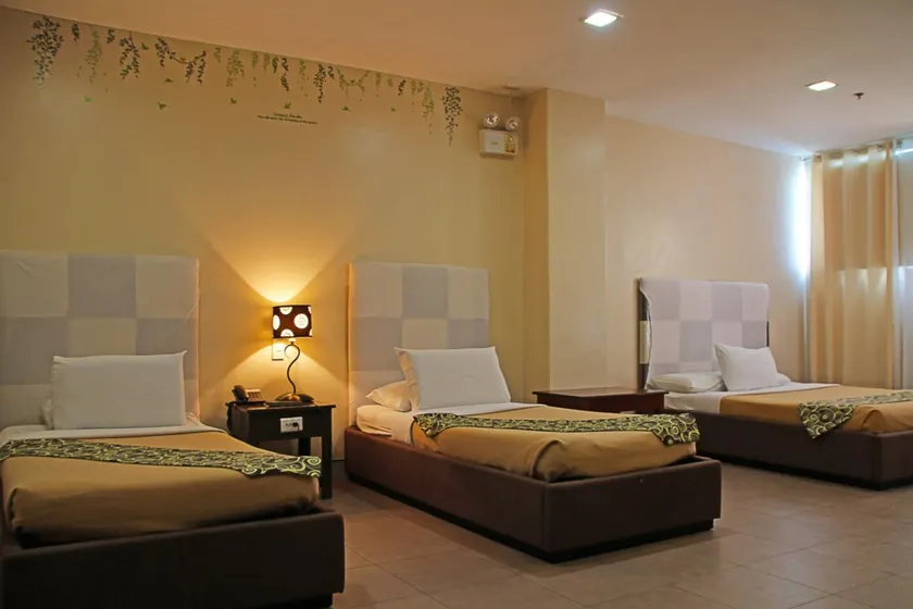 Grande Vista Hotel - Image 1
