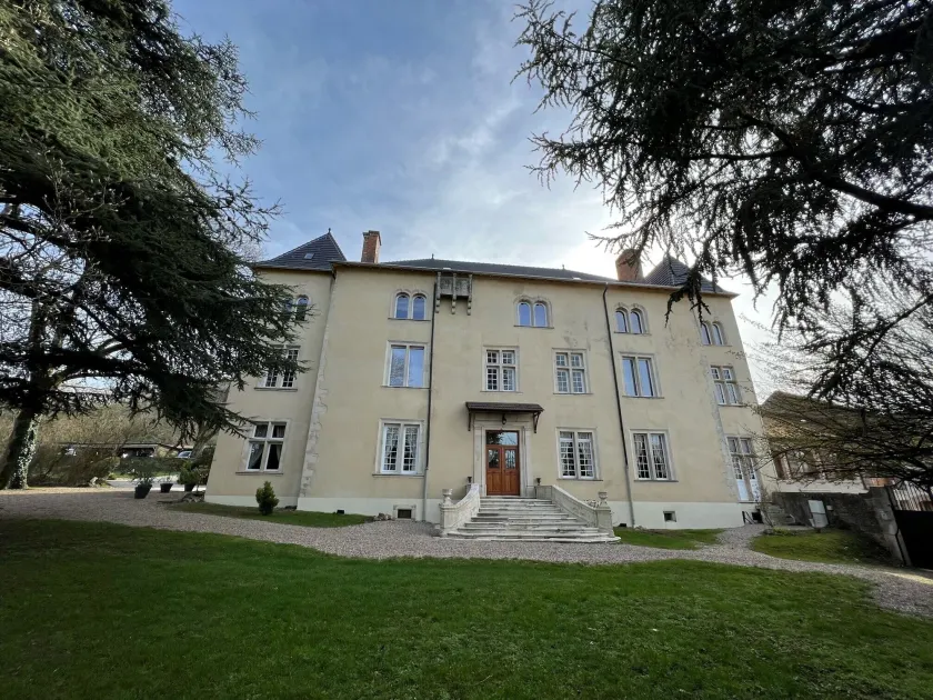 Bed and Breakfast Le Château de Morey - Image 1