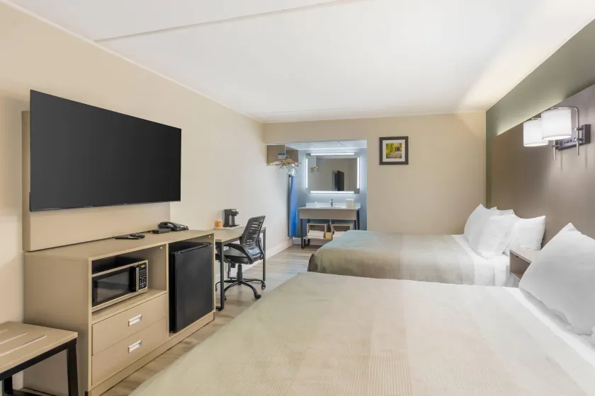 Quality Inn Lancaster - Image 1